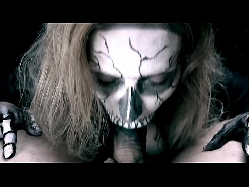 ❤️ Zazavavy demonia minono akoho amin'ny vavany mainty sy mitelina kibo. ❤️ Sluts amin'ny mg.porngifmag.ru ❌❤